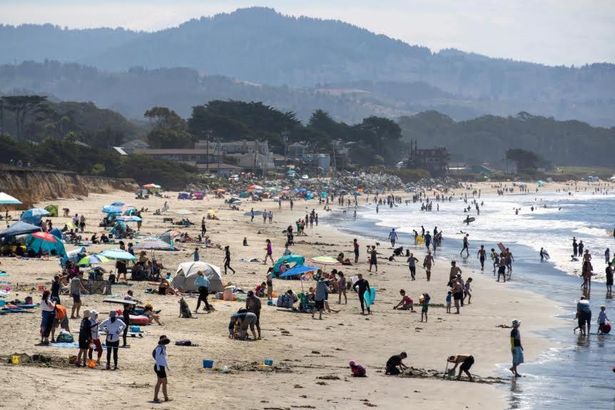 The Oceanfront Stay On Miramarbeach Hmb El Granada Exterior foto
